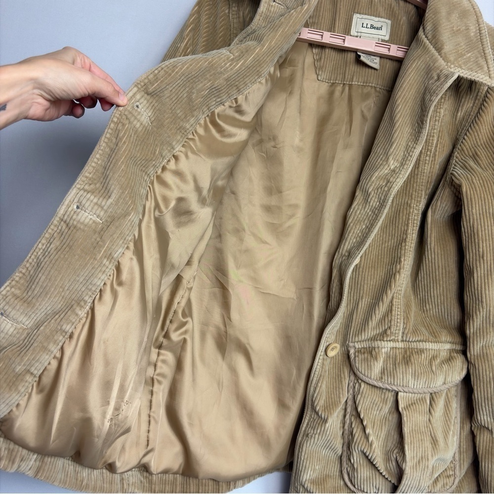 Vintage LL Bean Corduroy Barn Jacket Womens M Tan Beige Chore Coat Lined - Picture 3 of 15